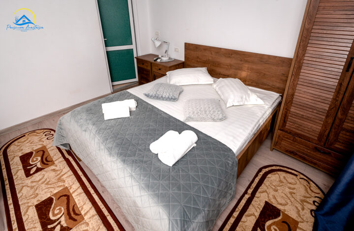 Camera 5